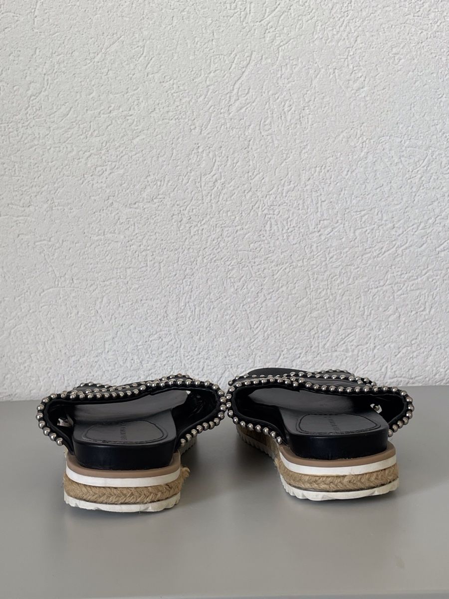 Zara Scarpe da donna: Mules ZARA cloutées pointure 38 – Usato da Vuadens venduto da Nina11 2