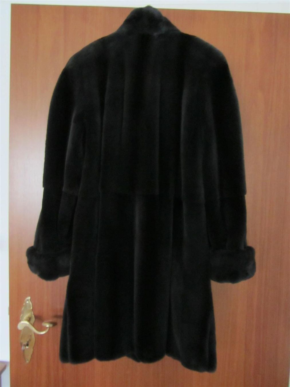 Jacken: warme Pelzjacke  schwarz  Gr. 42 – Gebraucht aus Reinach BL von Alemann10 3