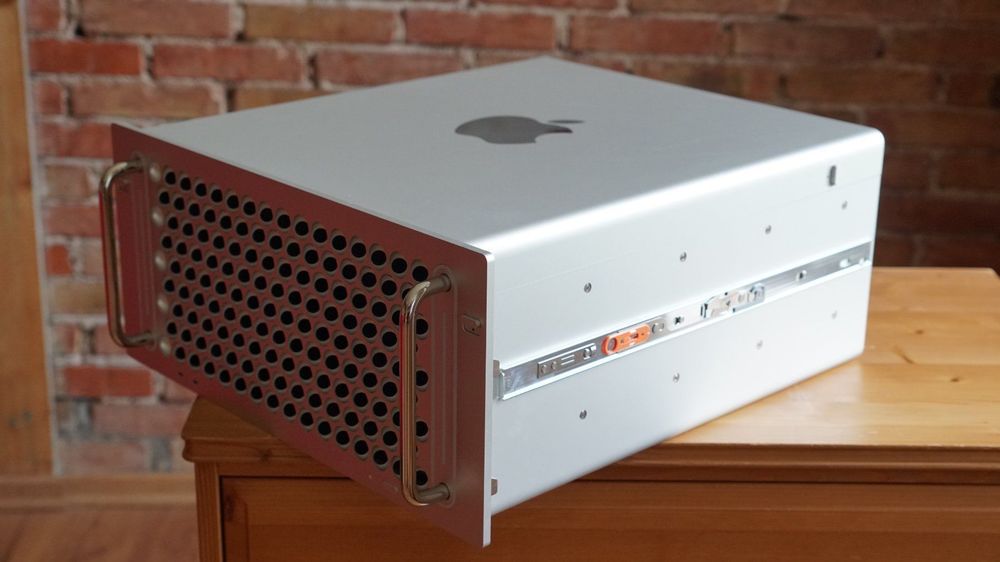 Un rack de dix SSD pour le Mac Pro 2019