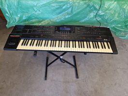 Roland G-800  Keyboard / Digitalpiano  Arranger Workstation