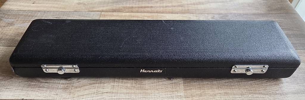 Strumenti musicali: Querflöte Hernals S-110 (versilbert) inkl. Koffer – Usato da Sennhof venduto da lil_2sy5