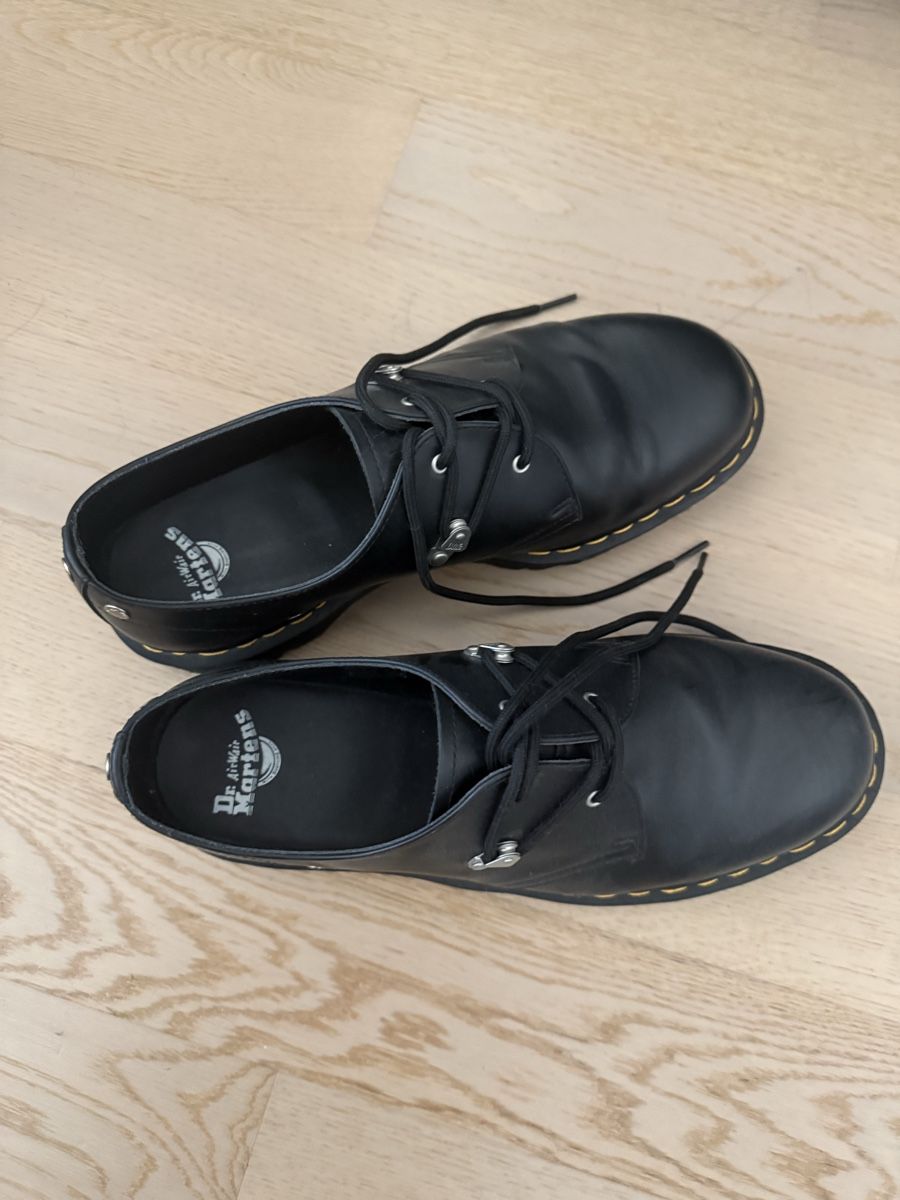 Dr. Martens Chaussures hommes: DocMartens Halbschuhe Gr. 46 EU – D'occasion à Langenthal par Salipali