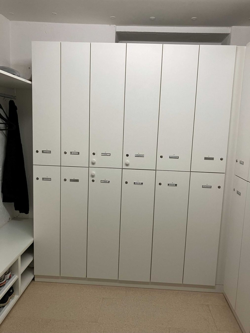 Guardaroba: Garderobeschränke (Spints) – Usato da Pfäffikon ZH venduto da Marhu1