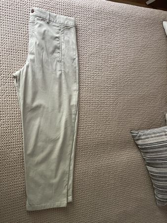 Hosen CLOSED LUDWIG beige Grösse 30 neuwertig