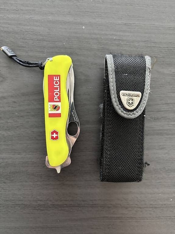 Coltelli tascabile: Rescue Tool Victorinox – Nuovo e nell'imballaggio originale da Fahrwangen venduto da Mischu_91
