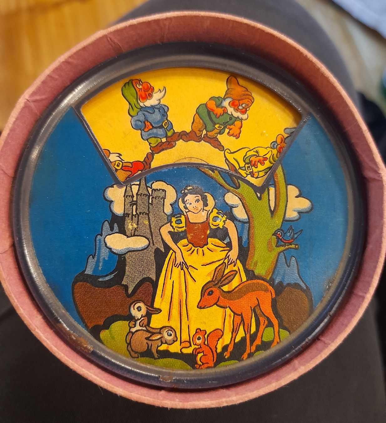 Thorens Spieldosen: Musikdose Thorens 1937/38 Schneewittchen – Gebraucht aus Rüttenen von Ariam11