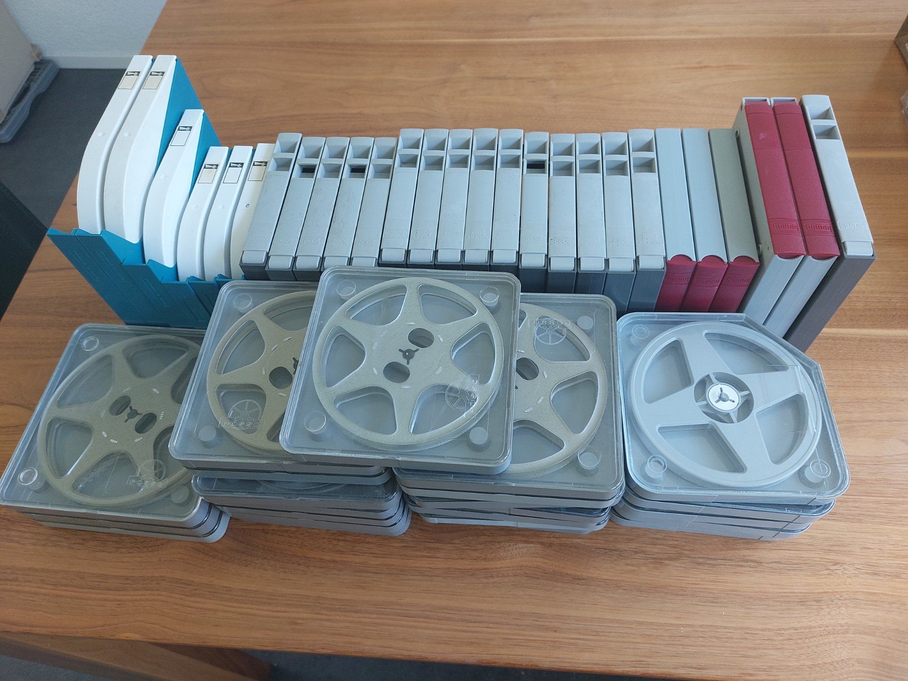 Filme: Super 8 Spulen – Gebraucht aus Bowil von Mustache 1