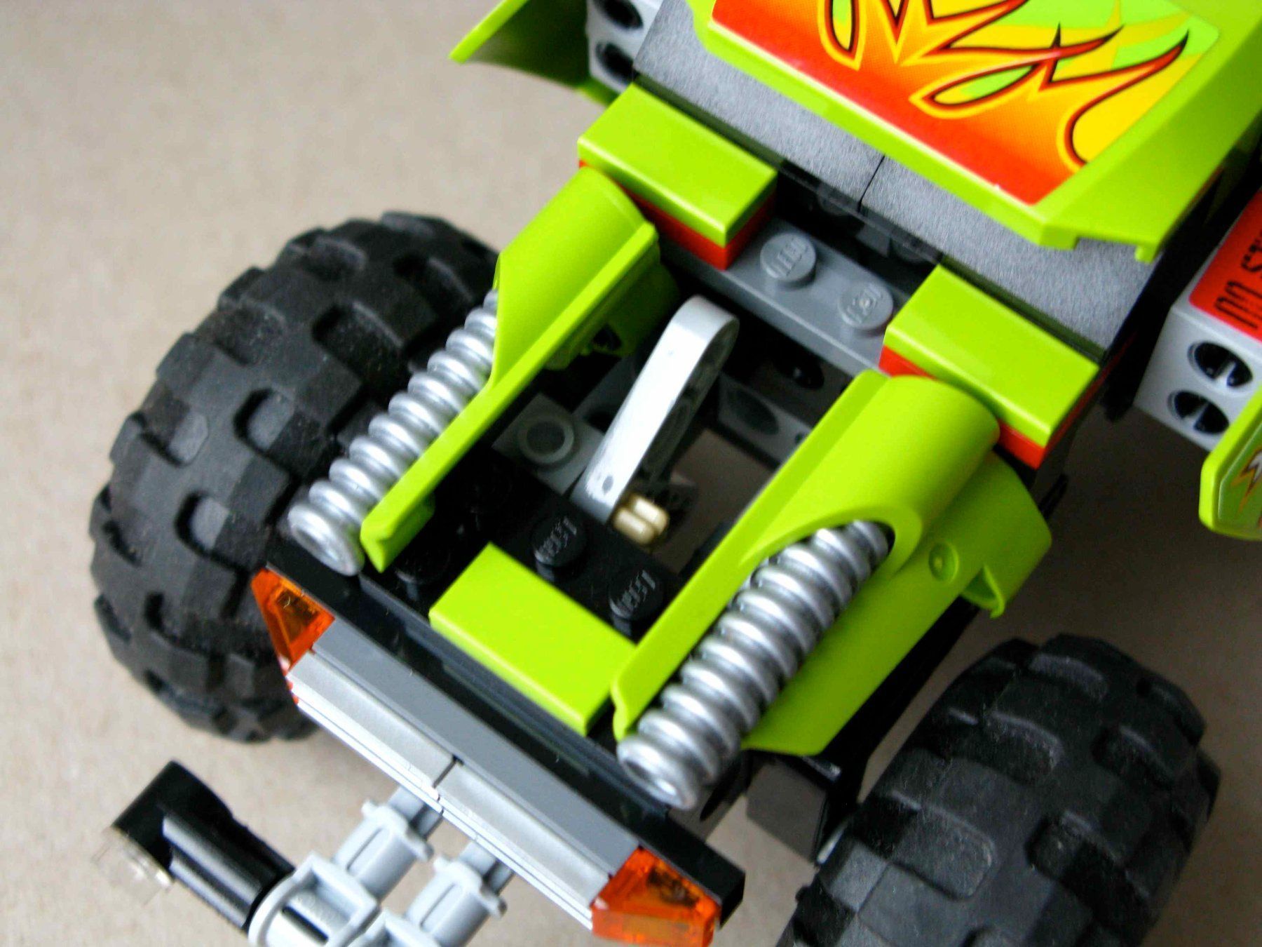 Lego Kit di costruzioni: Lego 8141 Offroad Power Technic Racer – Usato da Samstagern venduto da Betscha 3