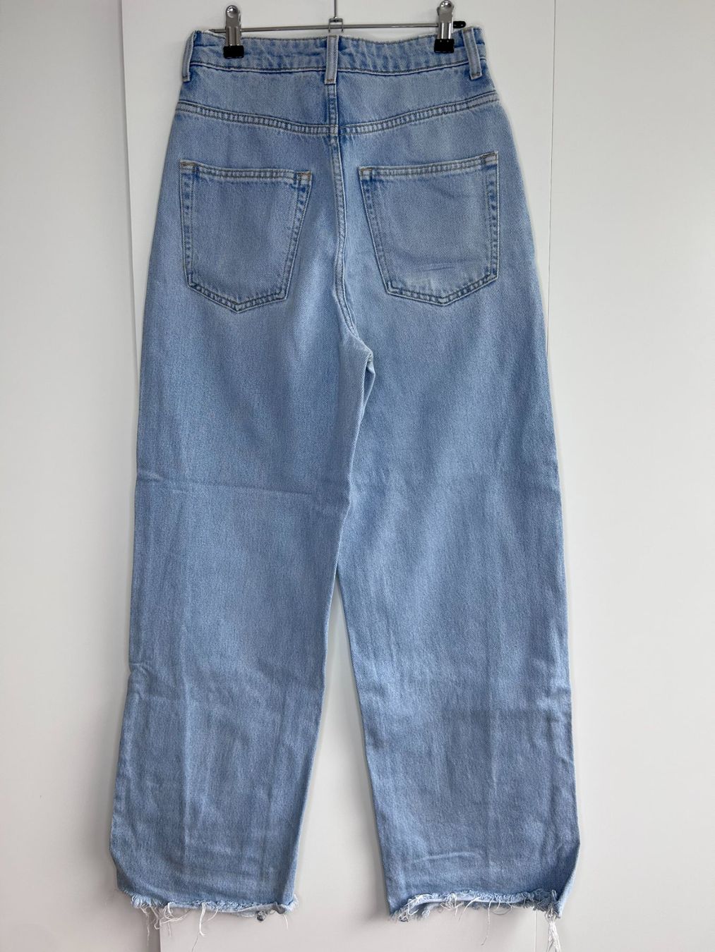 H&M Jeans: H&M Jeans – Usato da St. Gallen venduto da look-twice 1