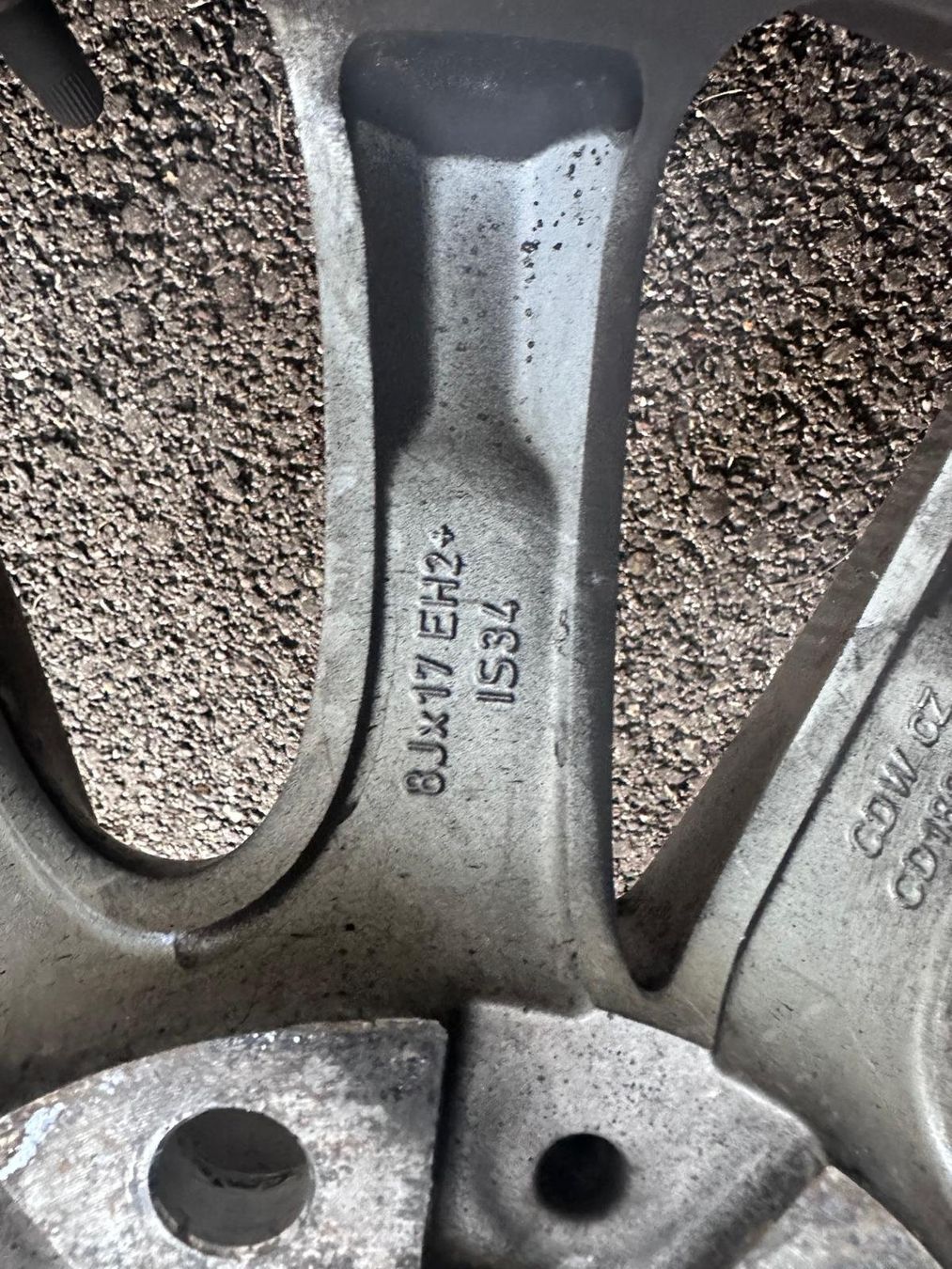 BMW Cerchioni: BMW E93 Felgen – Usato da Hinwil venduto da Legion88 8