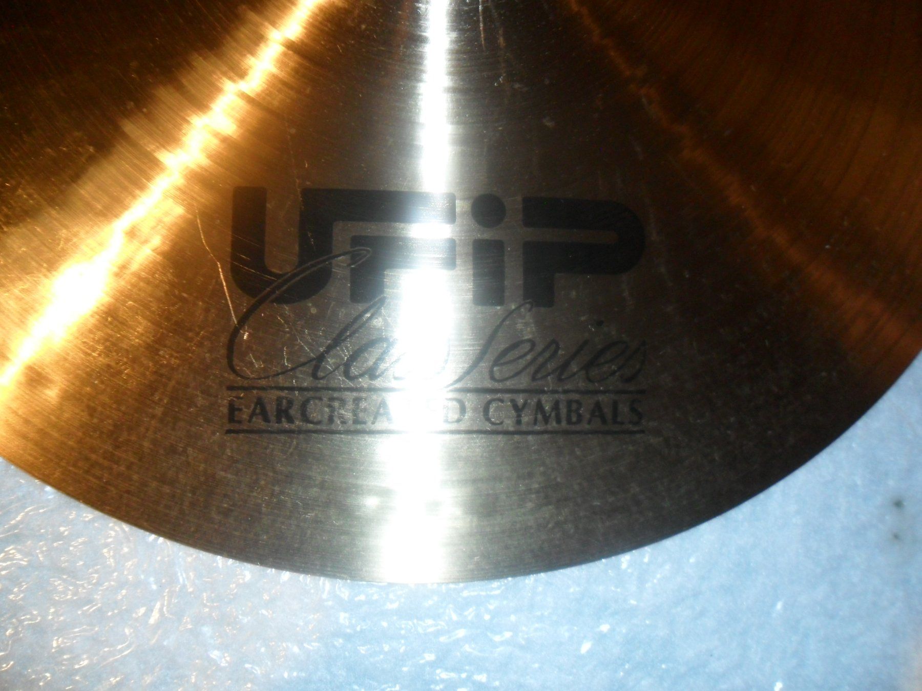 Strumenti musicali: UFIP Crash 15", Class Series – Usato da Aesch BL venduto da isc_85jd 1