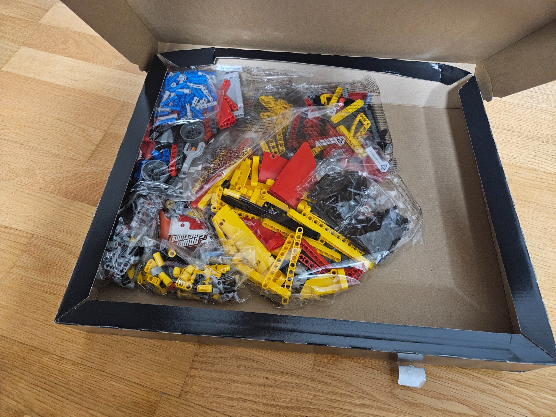 Technics Kit di costruzioni: Legotechnick Helikopter neu – Nuovo e nell'imballaggio originale da Bülach venduto da Kreativchistli 1