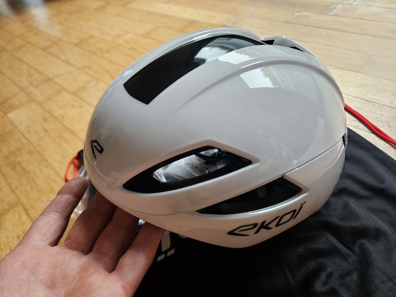 Helme: EKOI AR14 Aero Helm – Neu und originalverpackt aus Zürich von Cyclemaniac 1