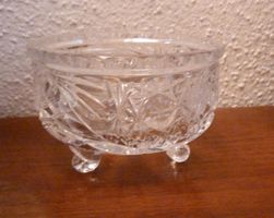 Kleine Schale aus Kristallglas %