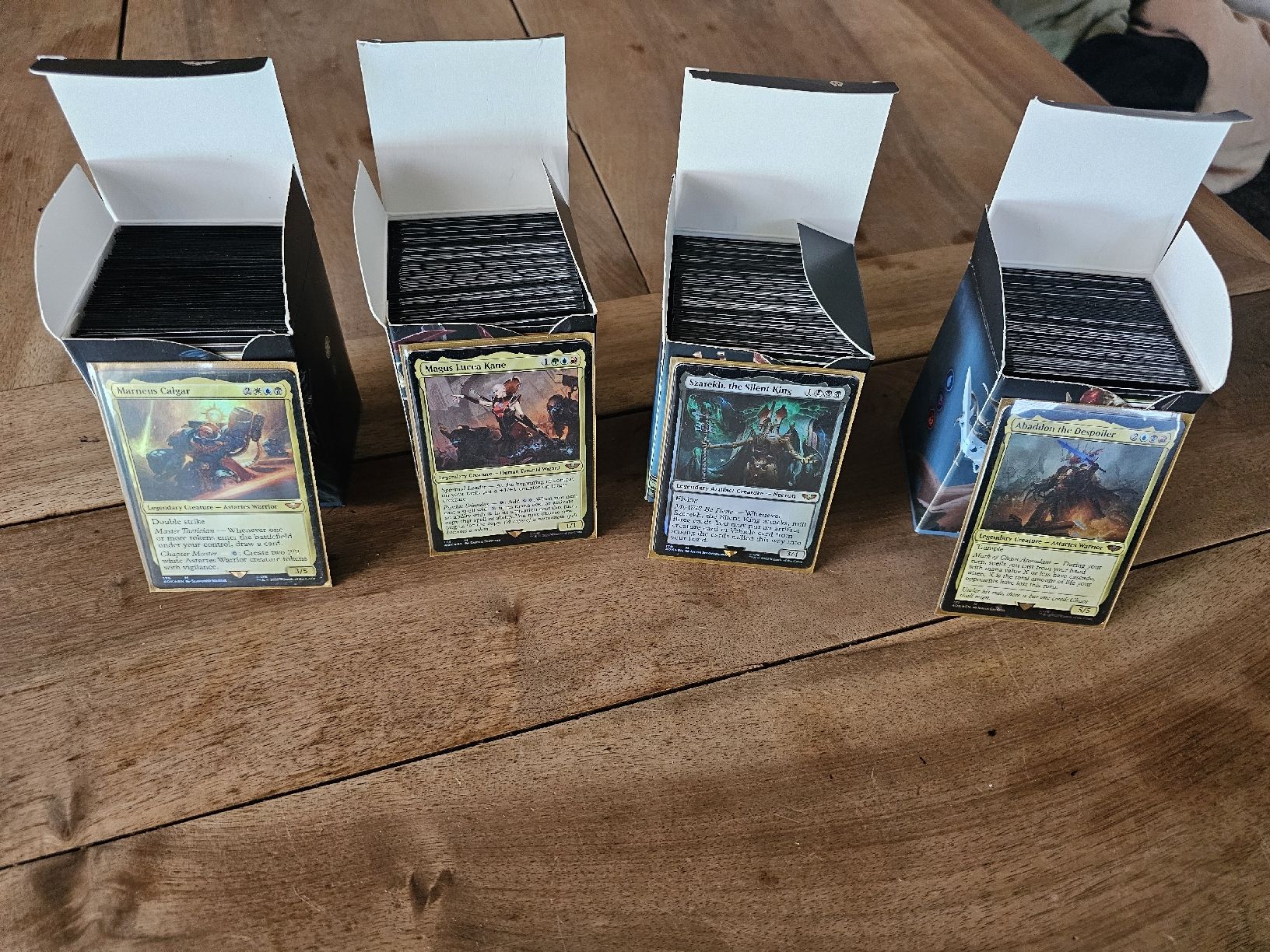 Giochi: Warhammer 40k Magic The Gathering Commander Decks – Usato da Melchnau venduto da mariofreiermuth 1