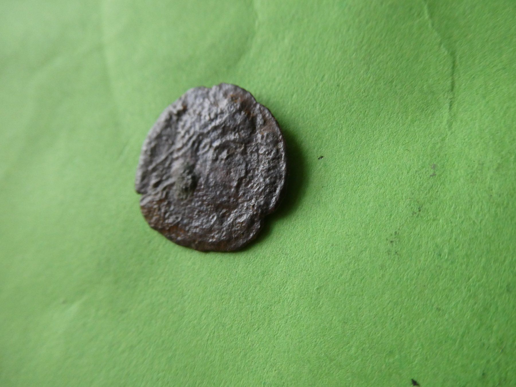 Tutti le monete: uralte Bronzemünze 16 mm     1.32 g – Usato da Hinterforst venduto da Rohusri 1
