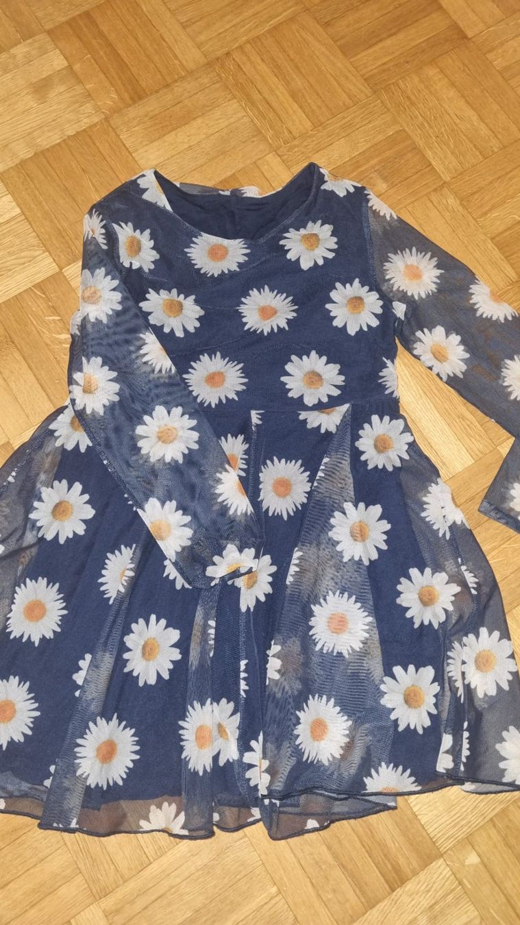 Desigual Vestiti & Gonne: Desigual Kinderkleid Größe 6. – Usato da Stetten SH venduto da kaccey