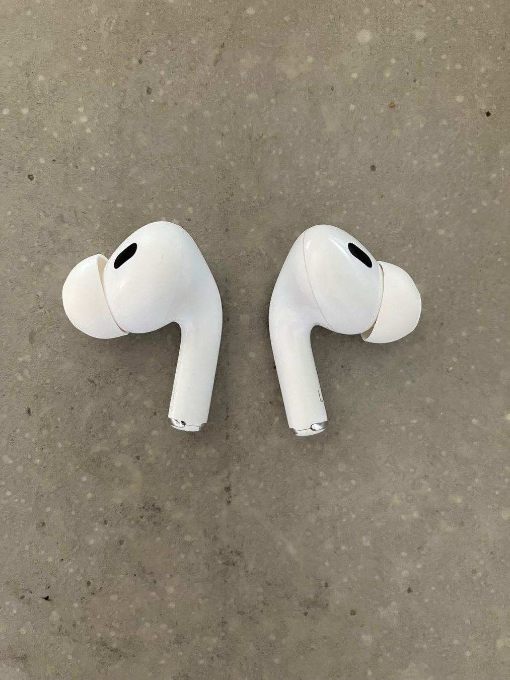 Apple Kopfhörer: APPLE Air Pods Pro 2 – Gebraucht aus Lausanne von mr.v 5