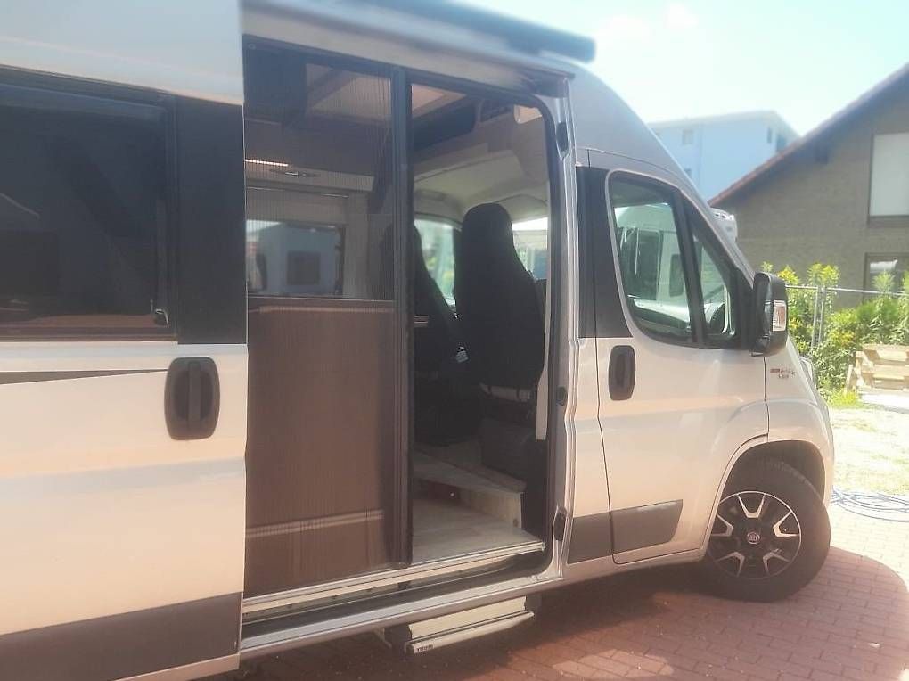 Véhicules de camping: Pilote V600 G Automatik  – D'occasion à Cadenazzo par Zioeddy9 1