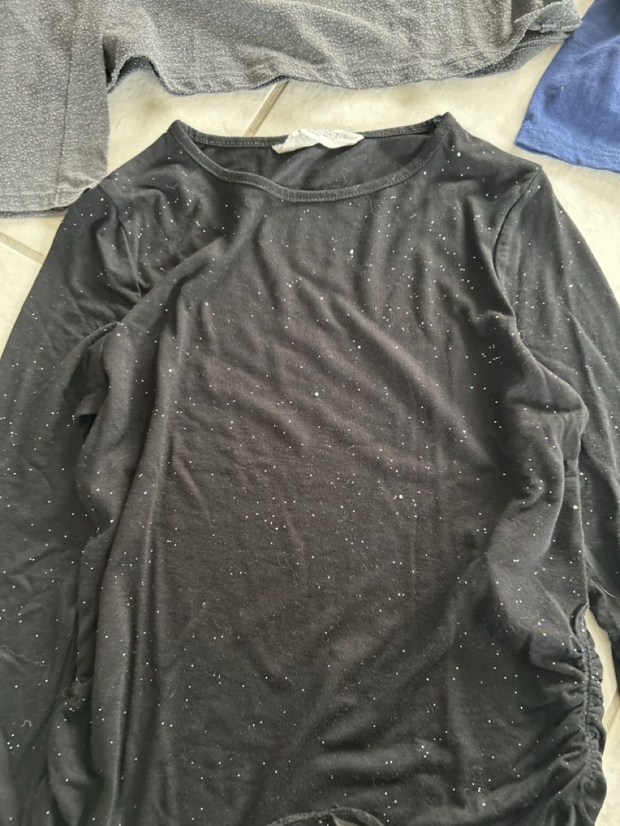 Pulls et sweat-shirts: Sweatshirt Gr 146/152 – D'occasion à Lostorf par Venice16 1