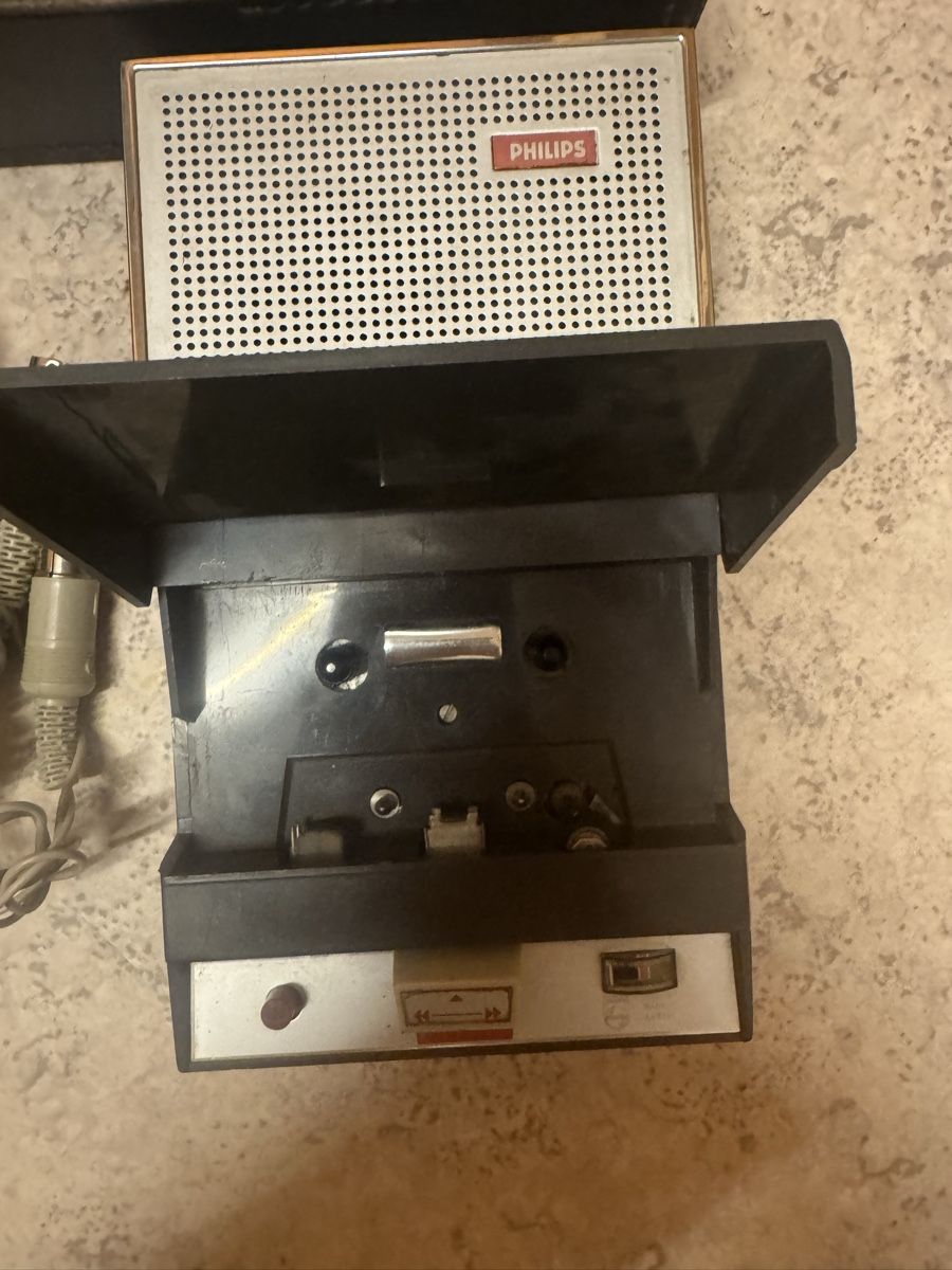 Philips Registratori: Philips enregistreur cassette – Difettoso da Vessy venduto da dadaswitzerland 2