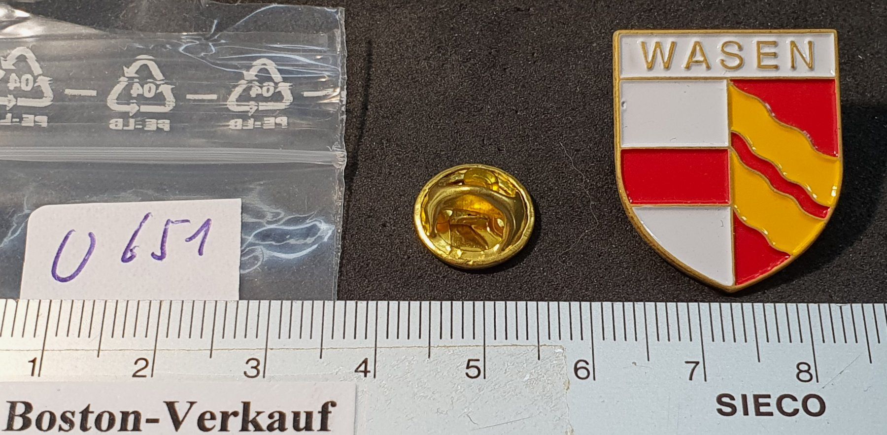 Placchette & Badge: U651 - Pin Gemeindewappen Wasen – Usato da Reinach BL venduto da Boston-Verkauf 1