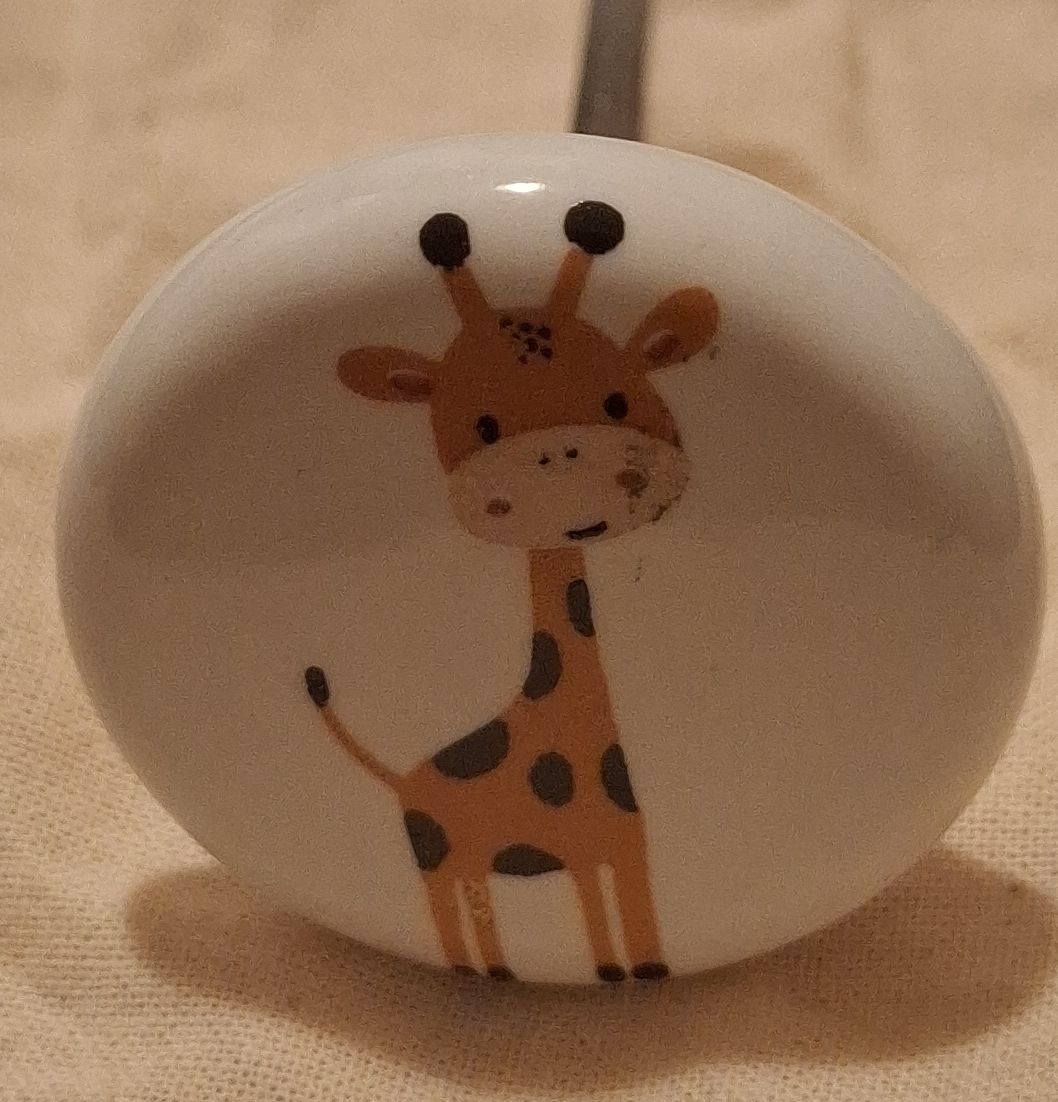 Eisenwaren: Möbelgriff Giraffe – Neu (gemäss Beschreibung) aus Neuenkirch von Reisecaravan
