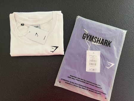 Gymshark t-shirts - white and purple - Size M - New