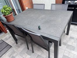 Gartentisch