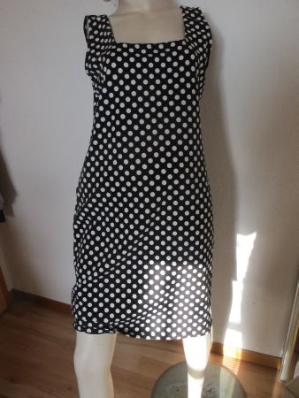 Schönes Kleid Sommerkleid Gr. L neuwertig Tupfen-Dessin