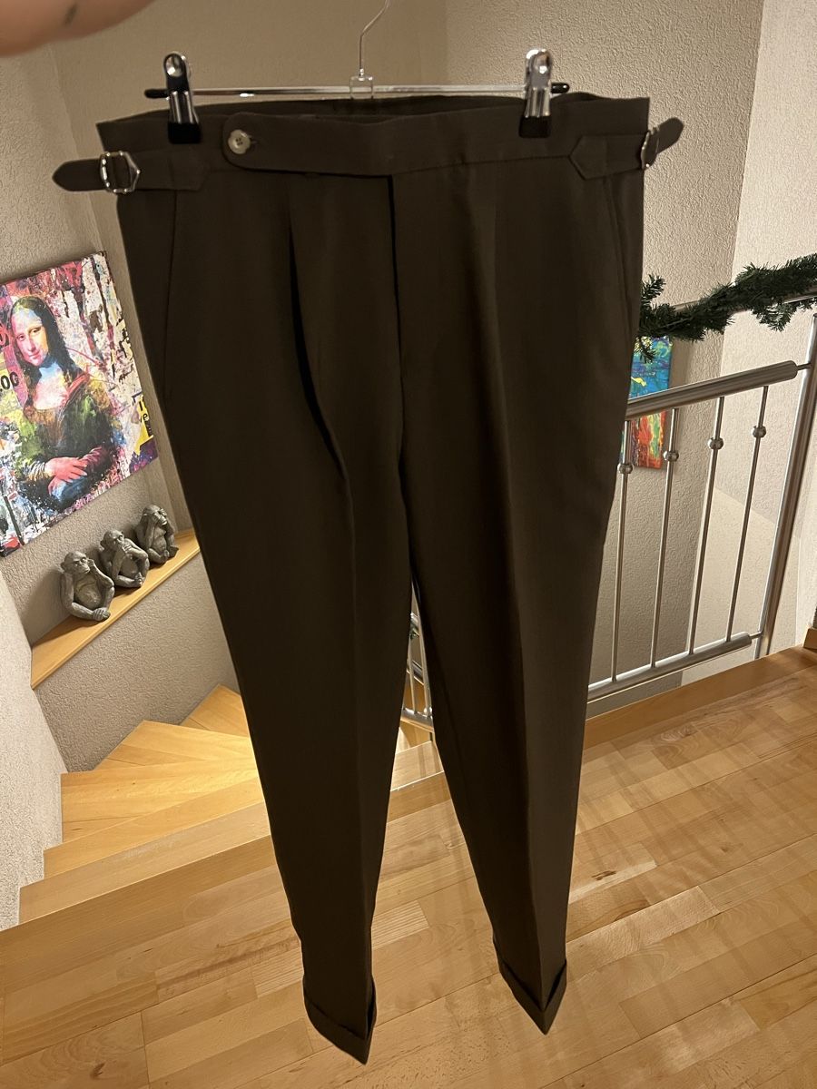 Pantaloni: Pantalon gurkha élégant homme – Nuovo (secondo la descrizione) da Villars-Ste-Croix venduto da Maaaat