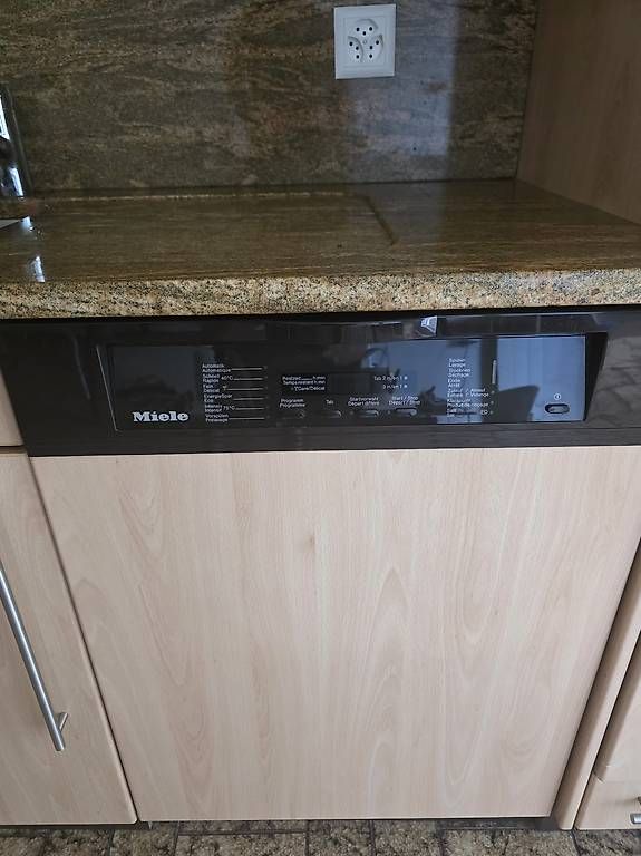 Komplettküchen: Cuisine – Gebraucht aus Blonay von fro_87vb 1