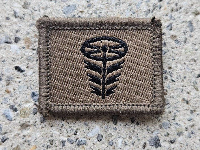 Schweizer Armee Placchette & Badge: *** Funktionsabzeichen  Motorfahrer Klett *** – Nuovo e nell'imballaggio originale da Riedholz venduto da fr_sIruP
