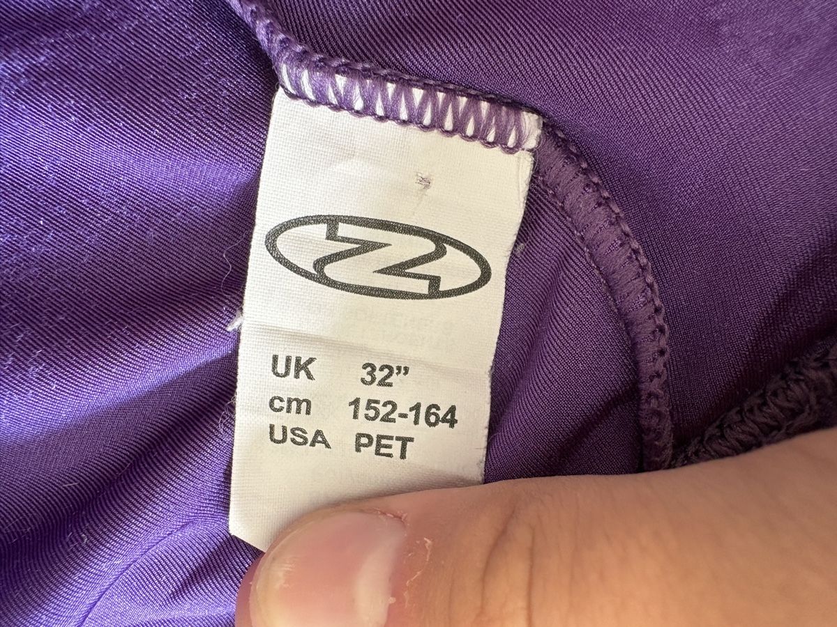 Pantaloni: Turnshort Mädchen 152 – Usato da Bergdietikon venduto da Marineh2004 2
