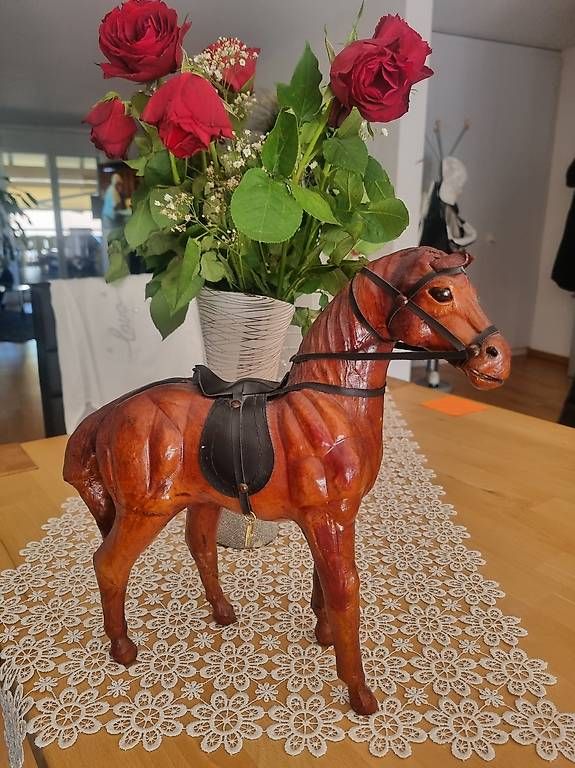 Skulpturen & Statuen: Vintage Leder Pferd – Gebraucht aus Riedikon von spr_8rsn 2