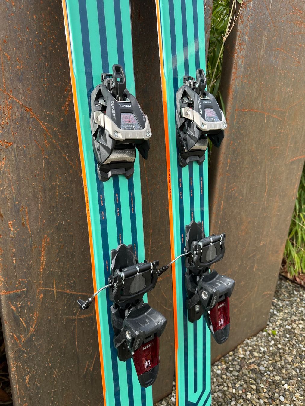 Black Crows Skis: Black Crows Atris 178 Freerideski – Gebraucht aus Thun von  4
