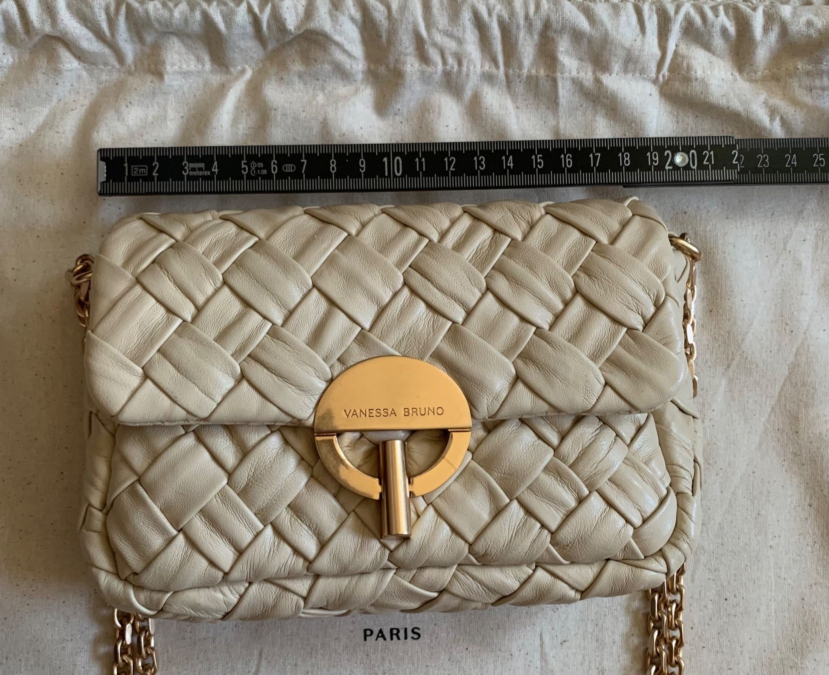 Vanessa Bruno Taschen für Damen: Sac Vanessa Bruno neuf cuir d’agneau tressé – Neu und originalverpackt aus Gland von TallyEva 7
