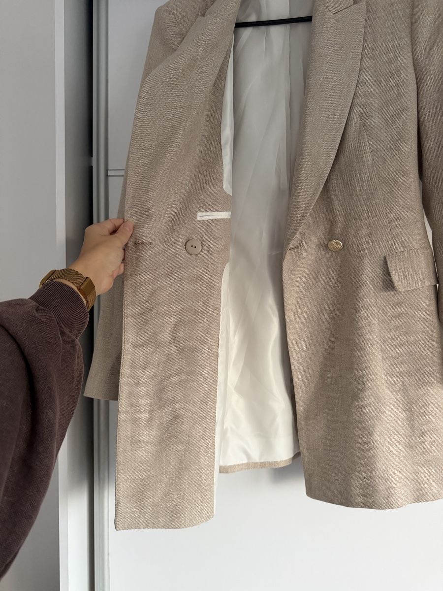 Zara Jacken: Zara Double-Breasted Blazer Beige Size M – Neu (gemäss Beschreibung) aus Gränichen von Domsiiiii 2