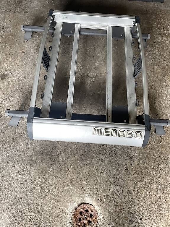 Portapacchi: Menabo Vollaluminium Dachträger inkl. Dachkorb – Usato da Nänikon venduto da Susan_1 2