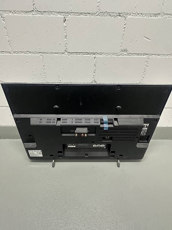 Televisori: Sony Bildschirm 32 Zoll – Usato da Zürich venduto da Pablo_C 1