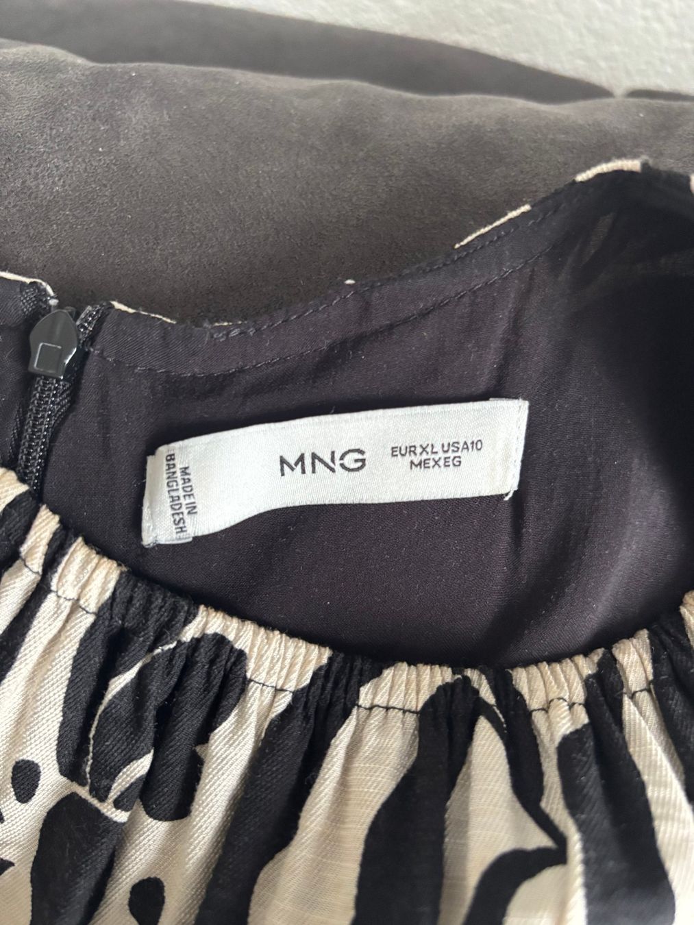 Mango Vestiti: MANGO Cut out Kleid neuwertig – Nuovo (secondo la descrizione) da Merishausen venduto da yourdream 4