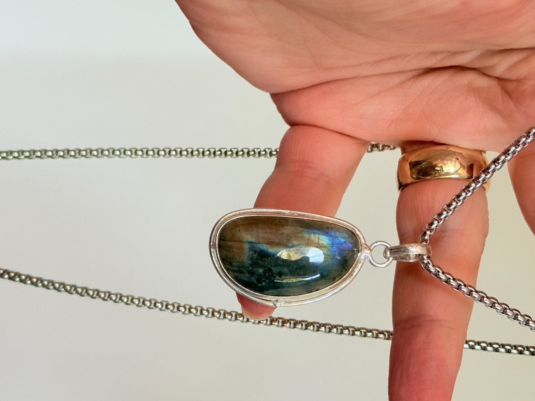Catenine: Pendentif Labradorite Unique - Bijou Été Bohème – Nuovo e nell'imballaggio originale da Genève venduto da AWWA 1