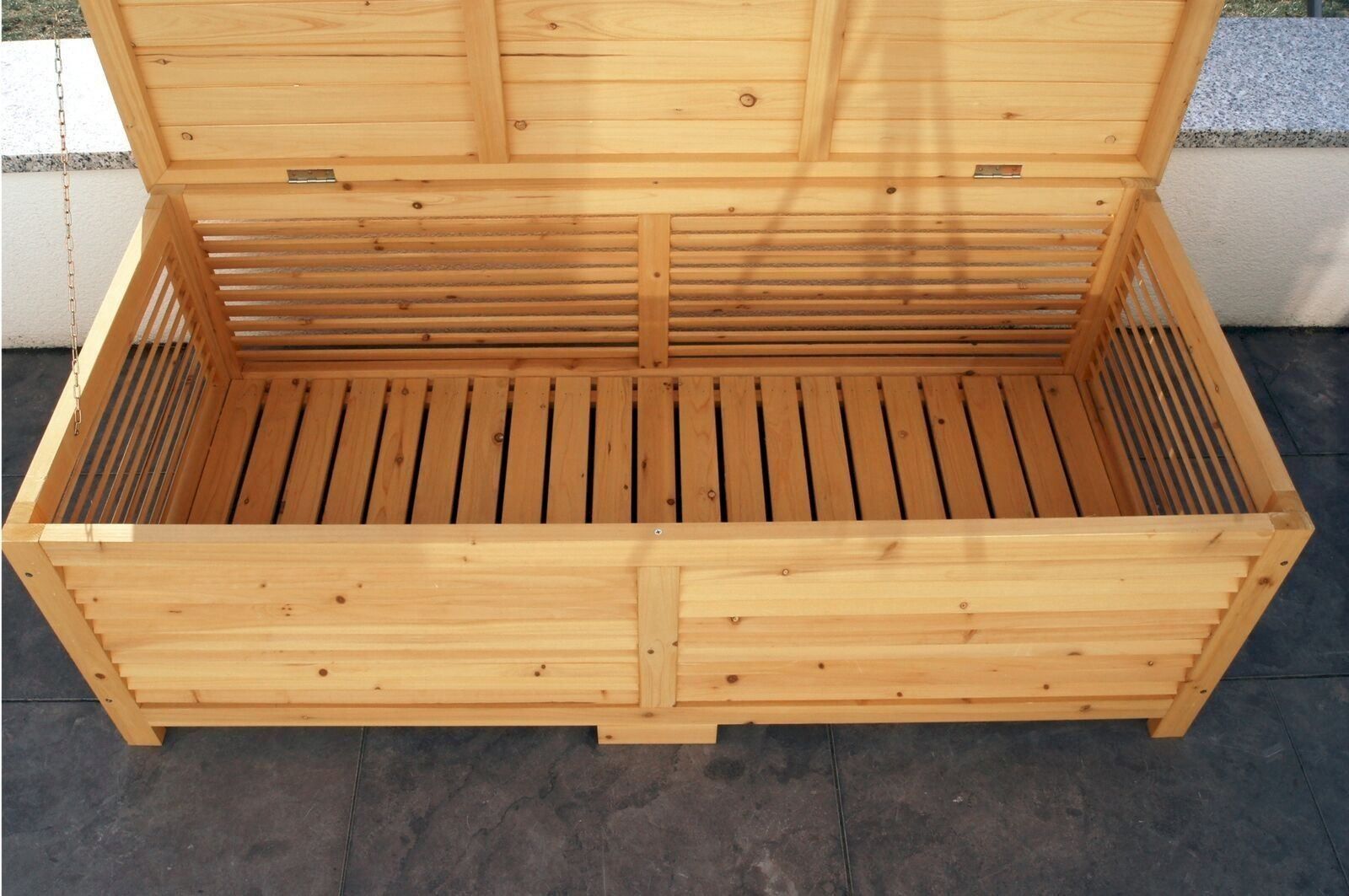 Auflagenboxen: Holz Auflagenbox Gartentruhe – Neu und originalverpackt aus Bottighofen von zaap 1