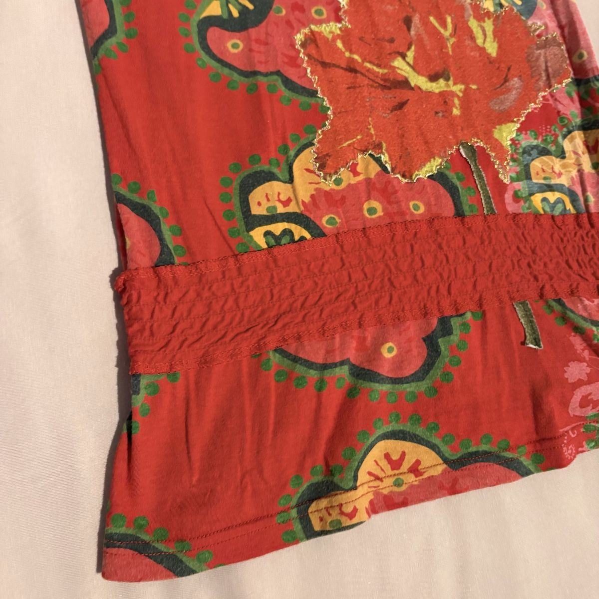 Desigual Tops: Rotes Desigual Top mit Buntem Blümchen Muster – Neu (gemäss Beschreibung) aus Brünisried von Livtsukki2ndHand 3