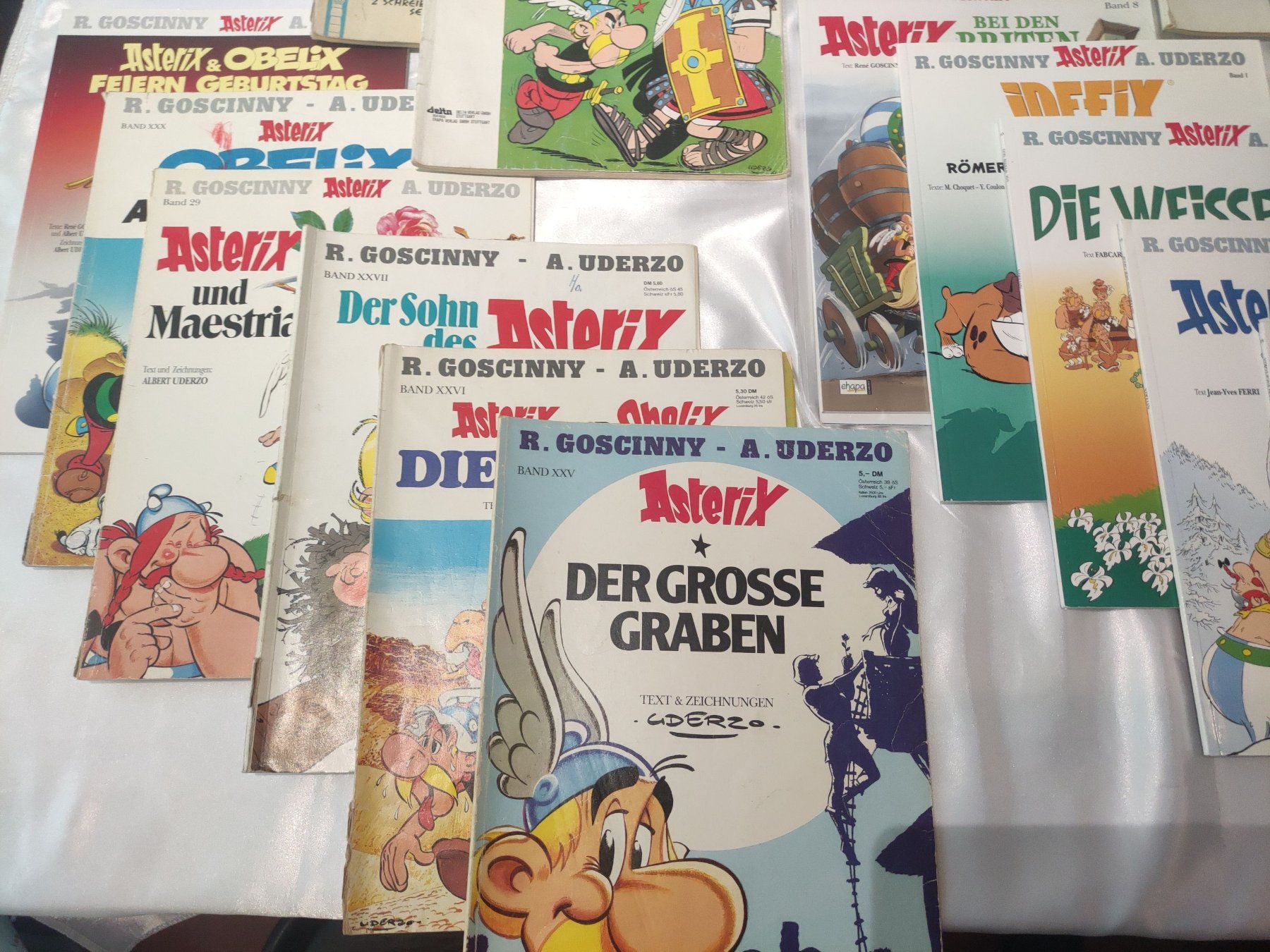 Comics: 22 Asterix und Obelix + Idefix inkl. NEUWARE Comics Sammlung – Gebraucht aus Hinwil von Manu71 3