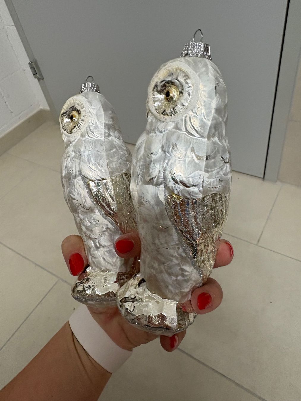 Tutte le decorazioni: Weihnachtsbaumschmuck Eulen Weiss 2er Set – Usato da Basel venduto da Tierschutz-Flohmi 1
