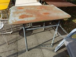 Bigla Gartentisch