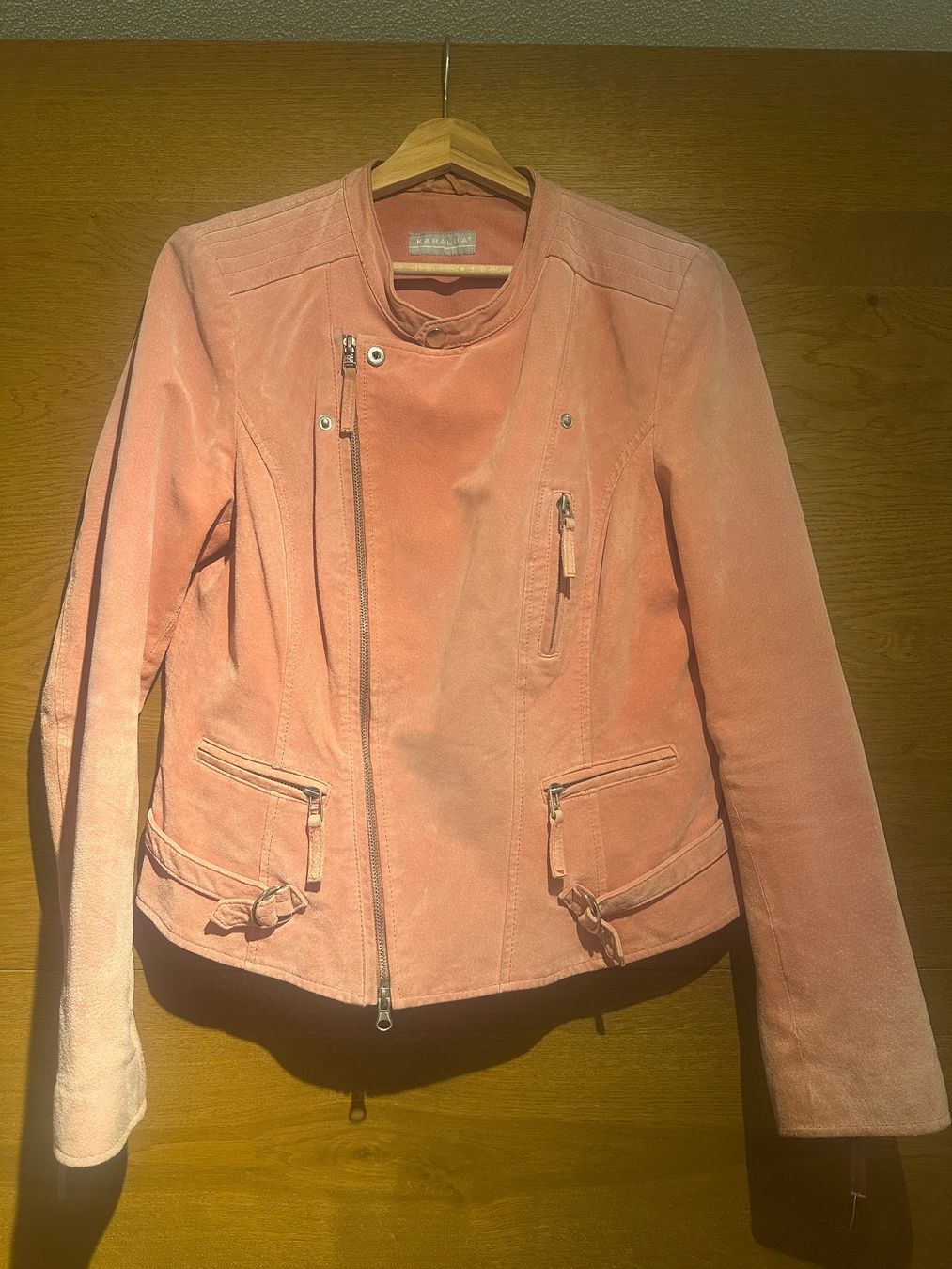 Giacche: feminine hellrosa Lederjacke/ Bikerjacke – Usato da Boll venduto da Ha-Se 1