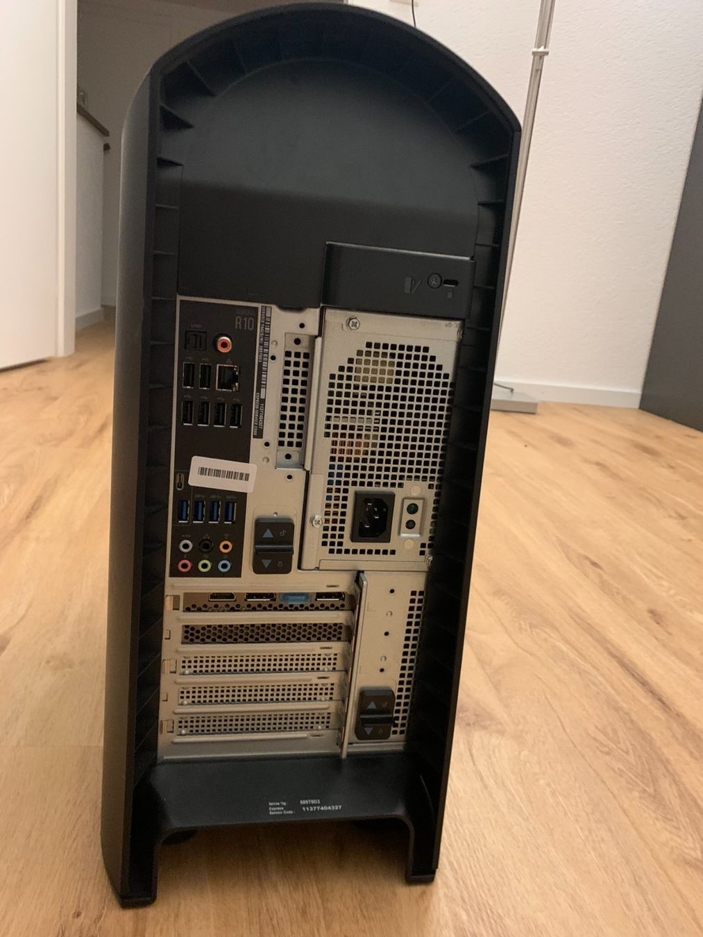 Alienware PCs: Alienware Aurora R10 (AMD 5900x mit 3080 – Gebraucht aus Uster von  2