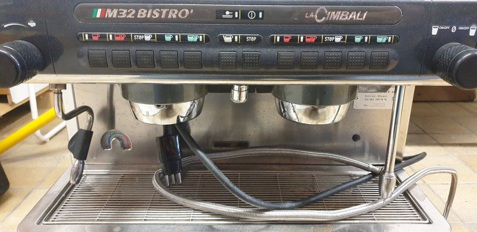 Barista Kaffeemaschine La Cimbali M32 Bistro Comprare su Ricardo